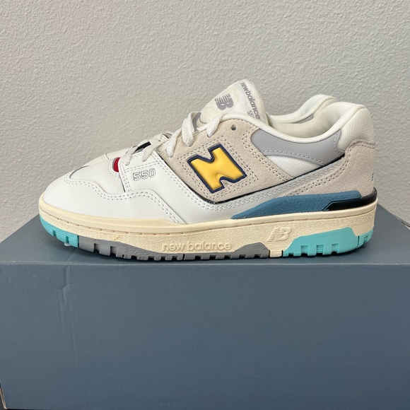 (New) New Balance 550 - Picture 1 of 4